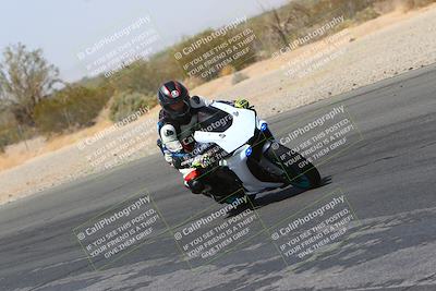 media/Mar-28-2022-Superbike Trackdays (Mon) [[b8603d0f67]]/Open Track Time/Turn 3 Inside/